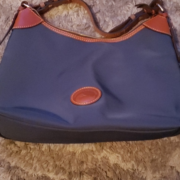 Dooney & Bourke handbag - Picture 1 of 4